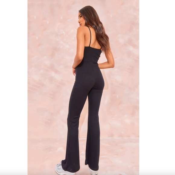 PrettyLittleThing Black Ribbed Strappy Square Neck Flared Jumpsuit - Picture 2 of 9